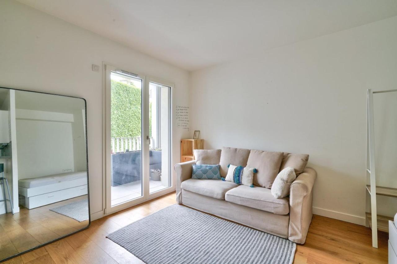 Studio Located Between Bastille And Nation Appartement Parijs